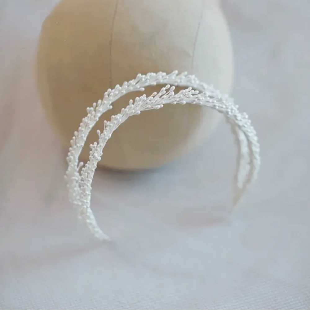 White Beaded Headband / Bridal Hair Vine - NWOT